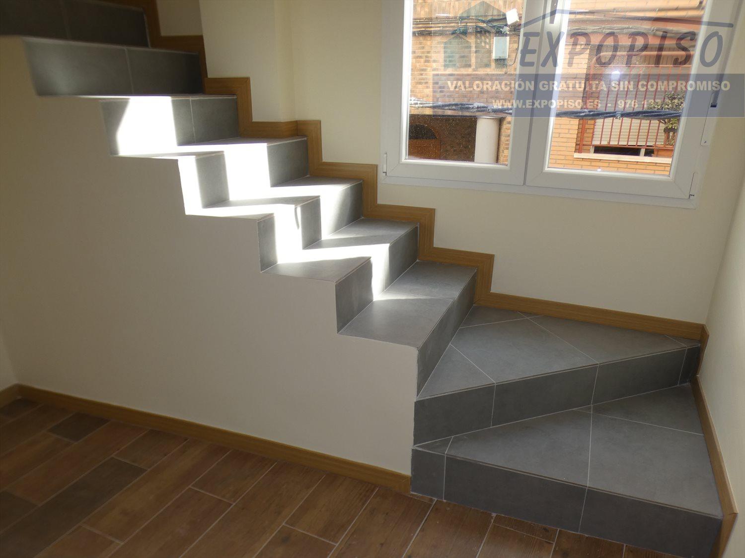 CASA DE OBRA NUEVA CON PISCINA - Imagen# 16