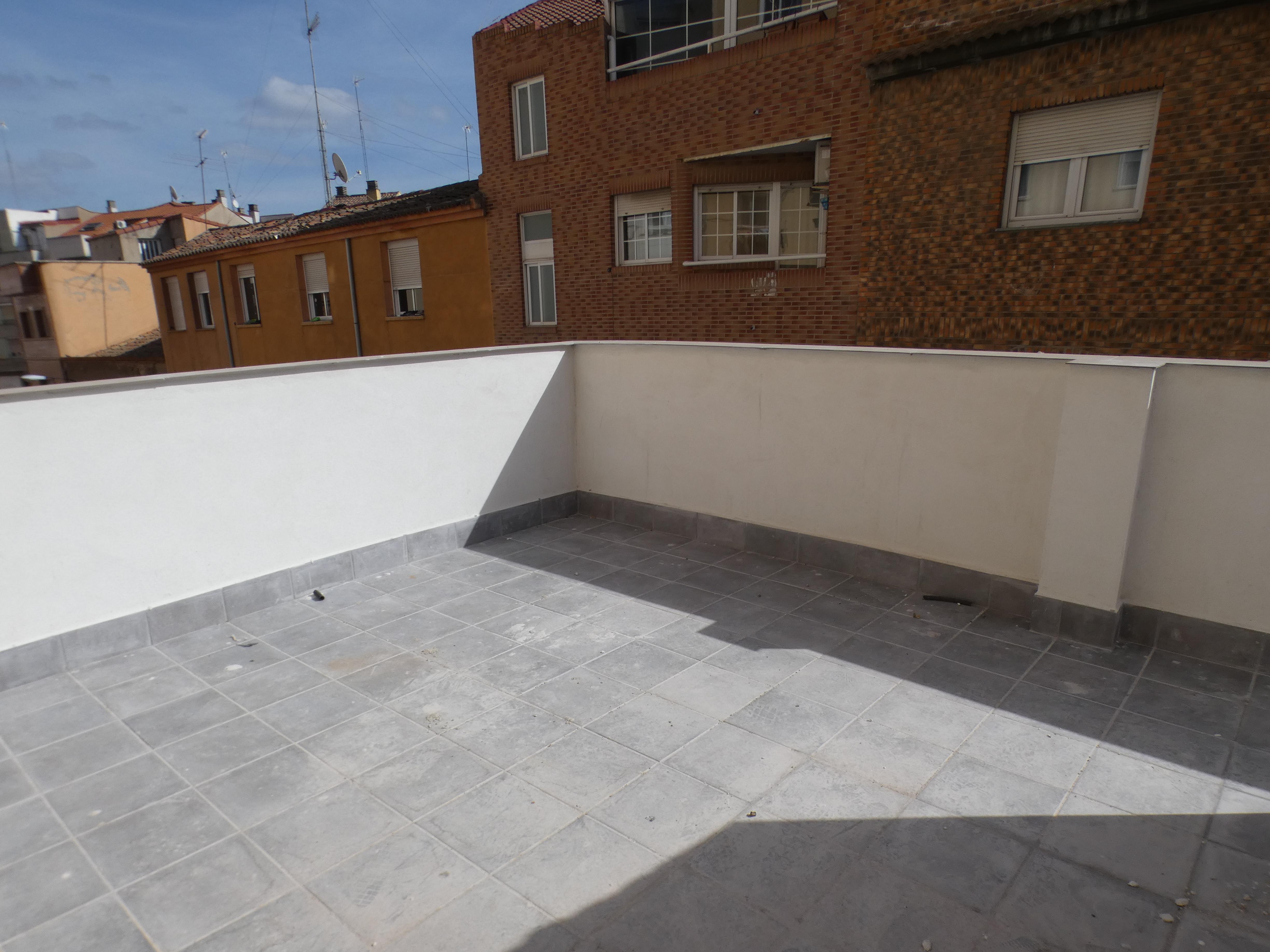 CASA DE OBRA NUEVA CON PISCINA EN ZARAGOZA - Imagen# 16